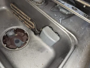 mace-south-ken-dishwasher-3-300x226